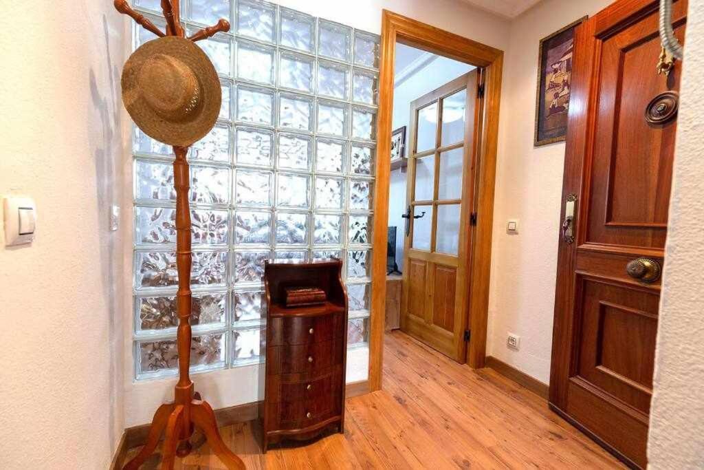 El Apartamentin De Lastres Eksteriør bilde